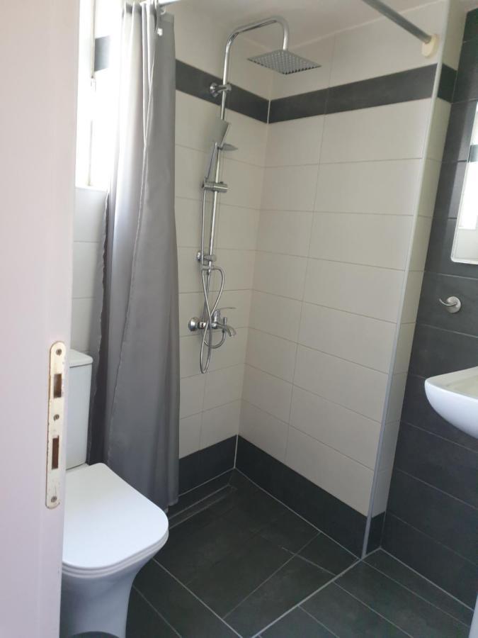 A Pleasent Small -Studio Close To The Port Of Volos Exterior foto